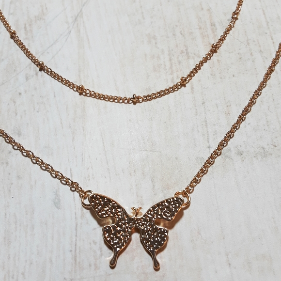 Dainty Layered Chain Butterfly Pendant Necklace - Picture 2 of 6